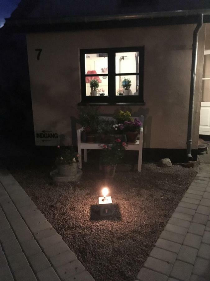 Pegasus Bed And Breakfast Helsinge Exterior foto
